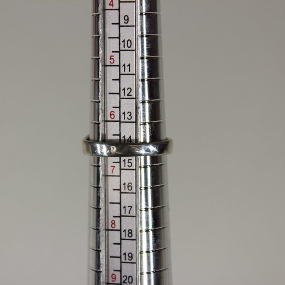 James Avery Retired Heart and Cross Ring - Picture 6 of 6